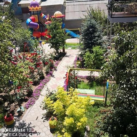 Гостевой Дом Асель Cholpon-Ata Exterior foto
